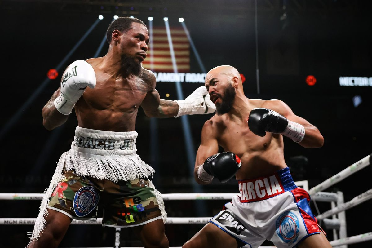 Lamont Roach Defeats Hector Garcia To Become WBA Champion
