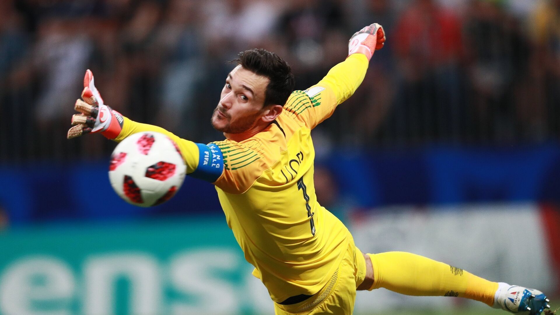 Los Angeles Extend Contract with World Cup Champion Hugo Lloris