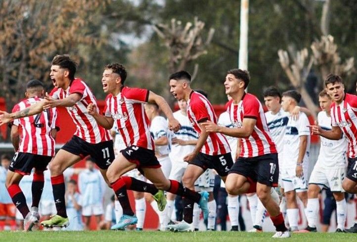 Estudiantes de La Plata vs Gimnasia y Esgrima La Plata Prediction, Betting Tips & Odds │5 JUNE, 2022