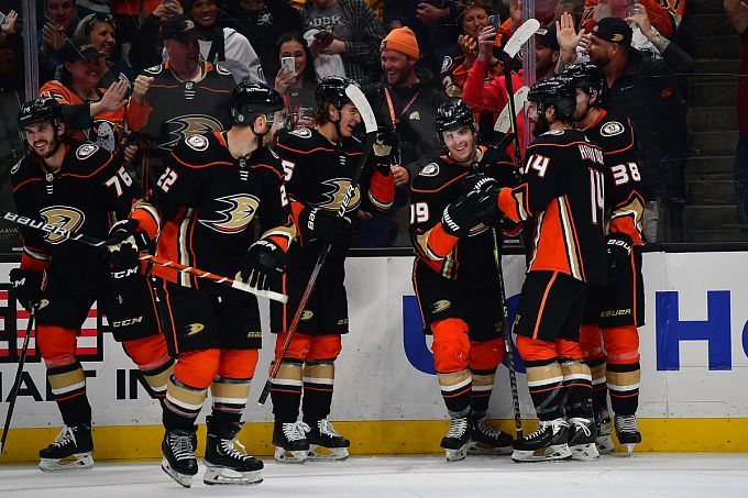 Philadelphia vs Anaheim Predictions, Betting Tips & Odds │10 APRIL, 2022