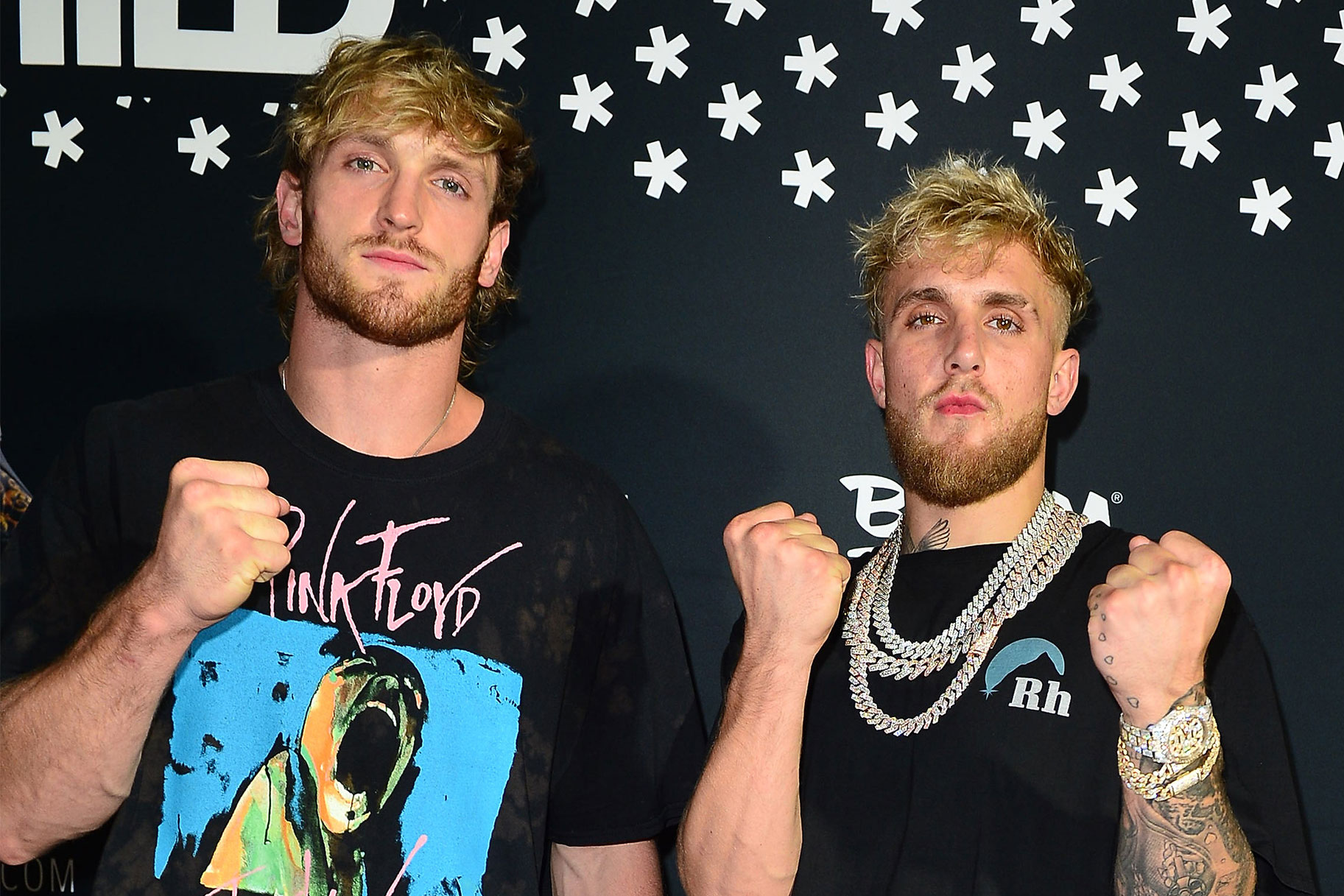 UFC Champions Adesanya and Volkanovski Train with Jake and Logan Paul