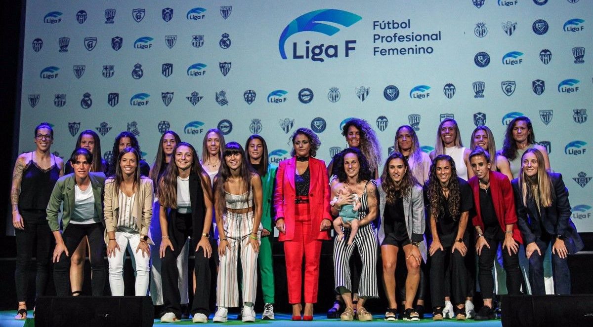La Primera División de Fútbol Femenino de España entra en huelga 