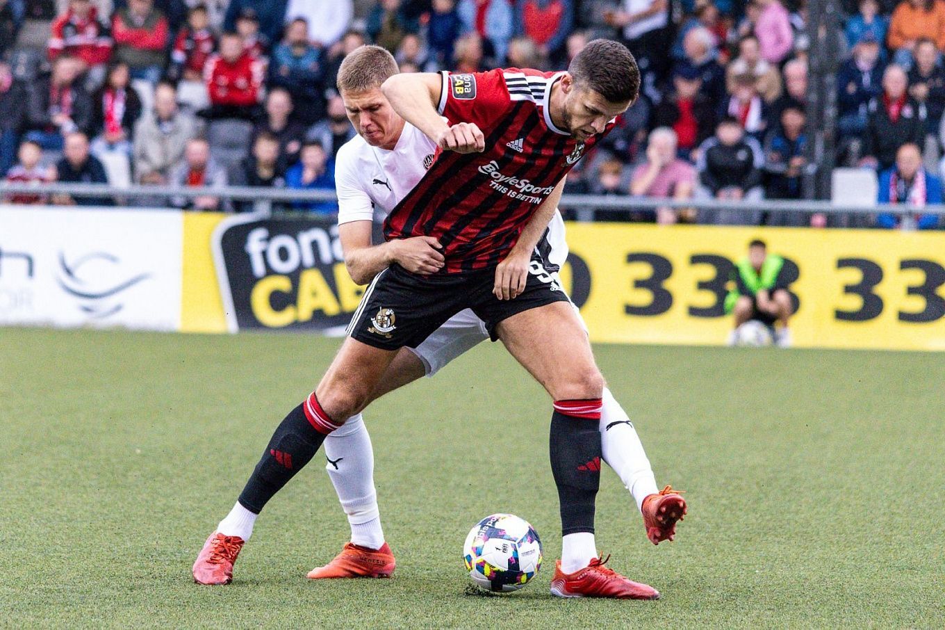 Carrick Rangers FC vs Crusaders FC Prediction, Betting Tips & Odds │08 DECEMBER, 2023