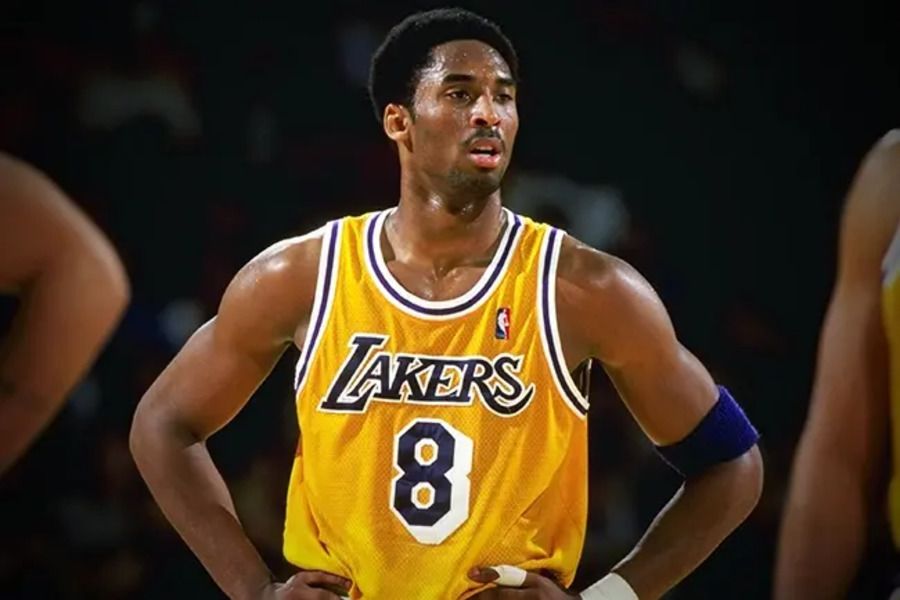 Kobe Bryant's rookie season jersey sells for a whopping $2.73 millions