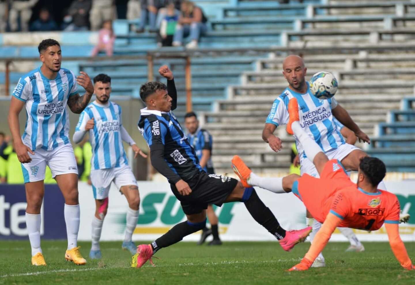 Liverpool Montevideo vs. Cerro. Pronostico, Apuestas y Cuotas│3 de junio de 2024