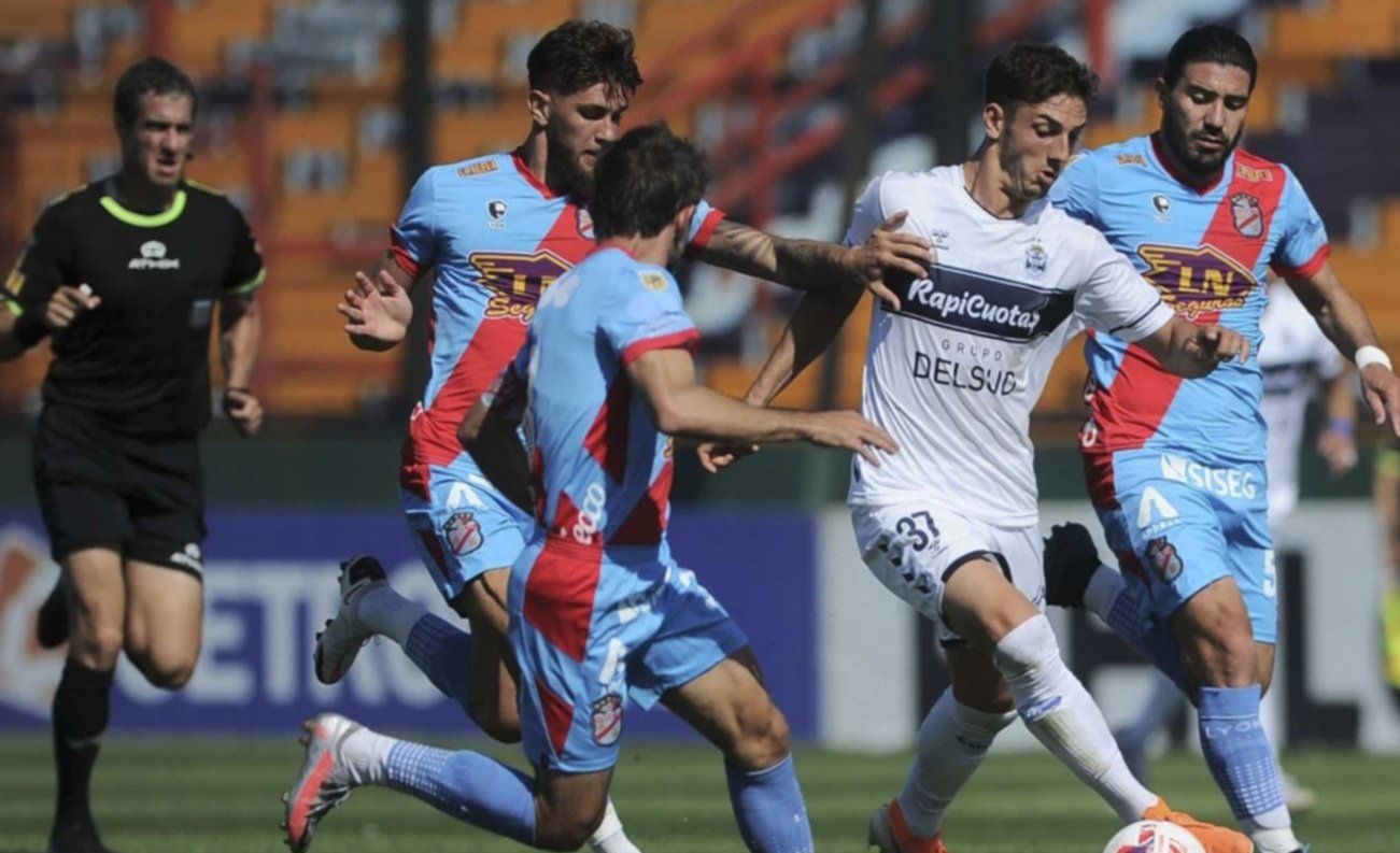 Arsenal de Sarandí vs. Gimnasia y Esgrima La Plata. Pronostico, Apuestas y Cuotas│4 de noviembre de 2023