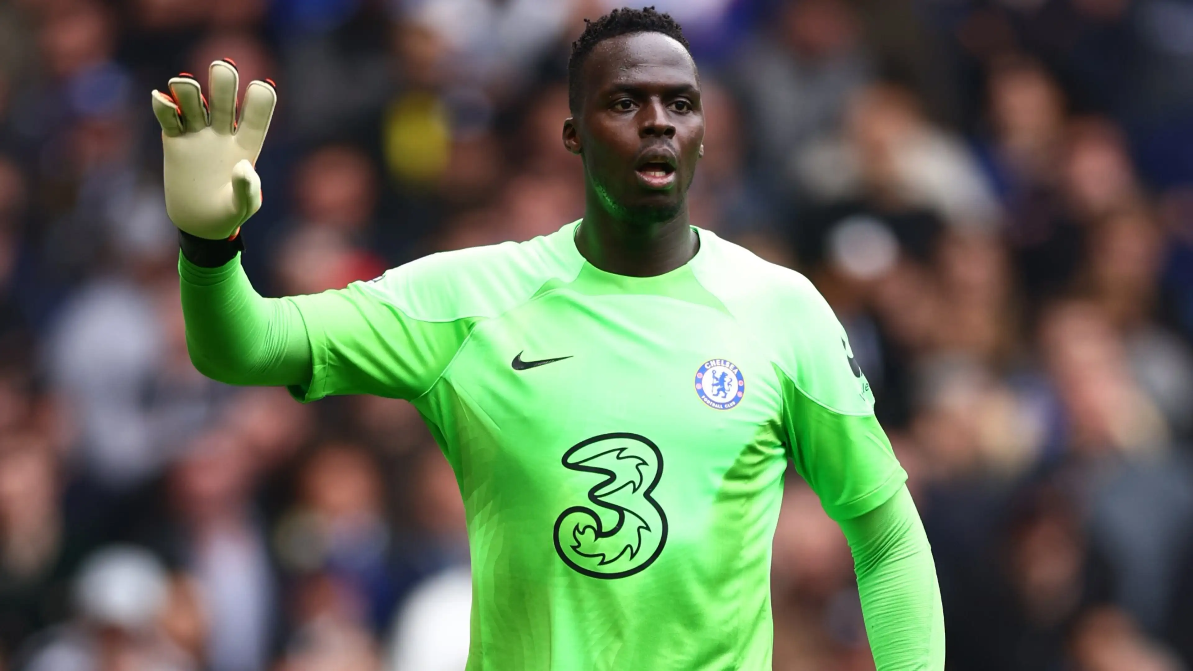 Chelsea Announces Sale of Goalkeeper Mendy to Al Ahli