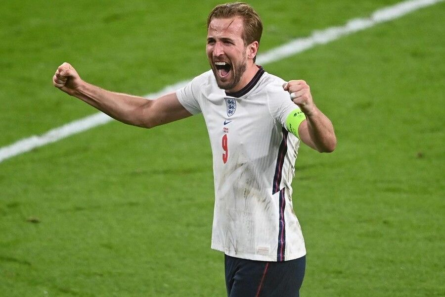 FW Harry Kane can look for contract extension with Tottenham Hotspurs