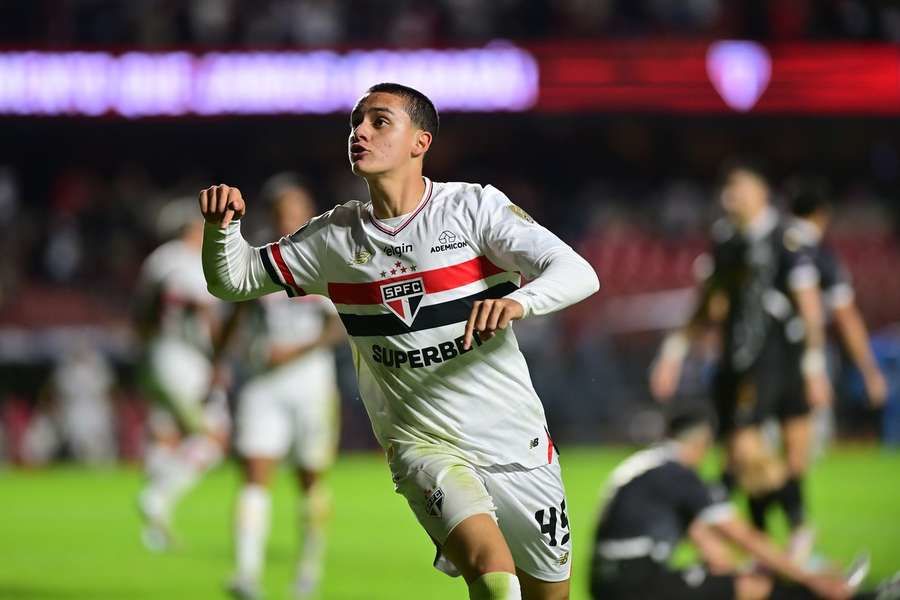 São Paulo vs Grêmio: Prediction for the Match on May 18, 2025