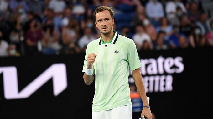 Maxime Cressy vs Daniil Medvedev Prediction, Betting Tips & Odds │24 JANUARY, 2022