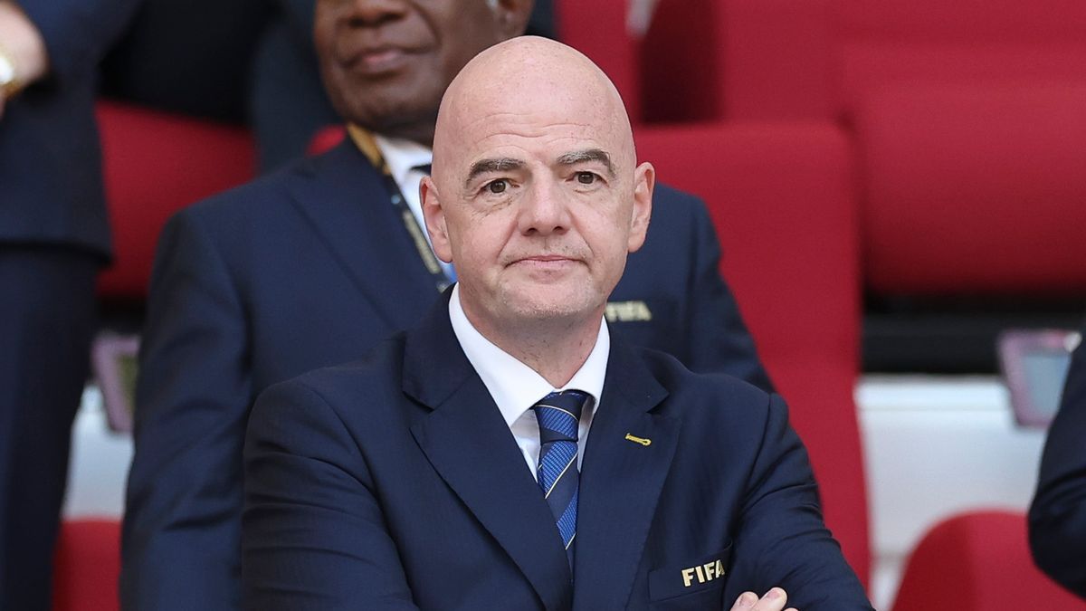 FIFA president Infantino announces simplified VAR system