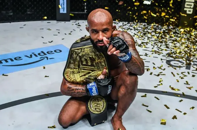 Demetrious Johnson Defeats Adriano Moraes in a Trilogy to Defend his ONE Championship Title