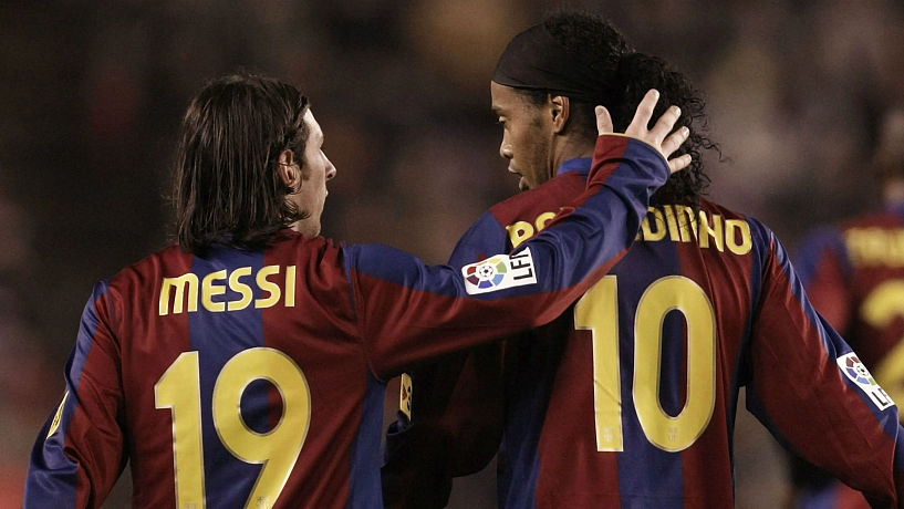 Ronaldinho defendió a Messi de los hinchas del PSG