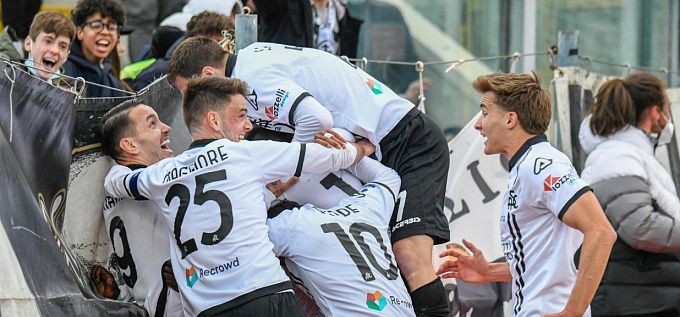 Spezia vs Como Prediction, Betting Tips & Odds │6 AUGUST, 2022