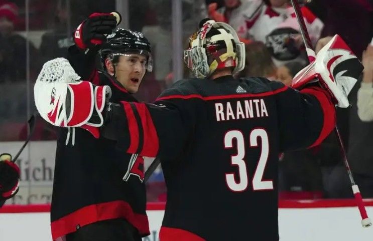 Ottawa Senators vs Carolina Hurricanes Prediction, Betting Tips & Odds │11 APRIL, 2023
