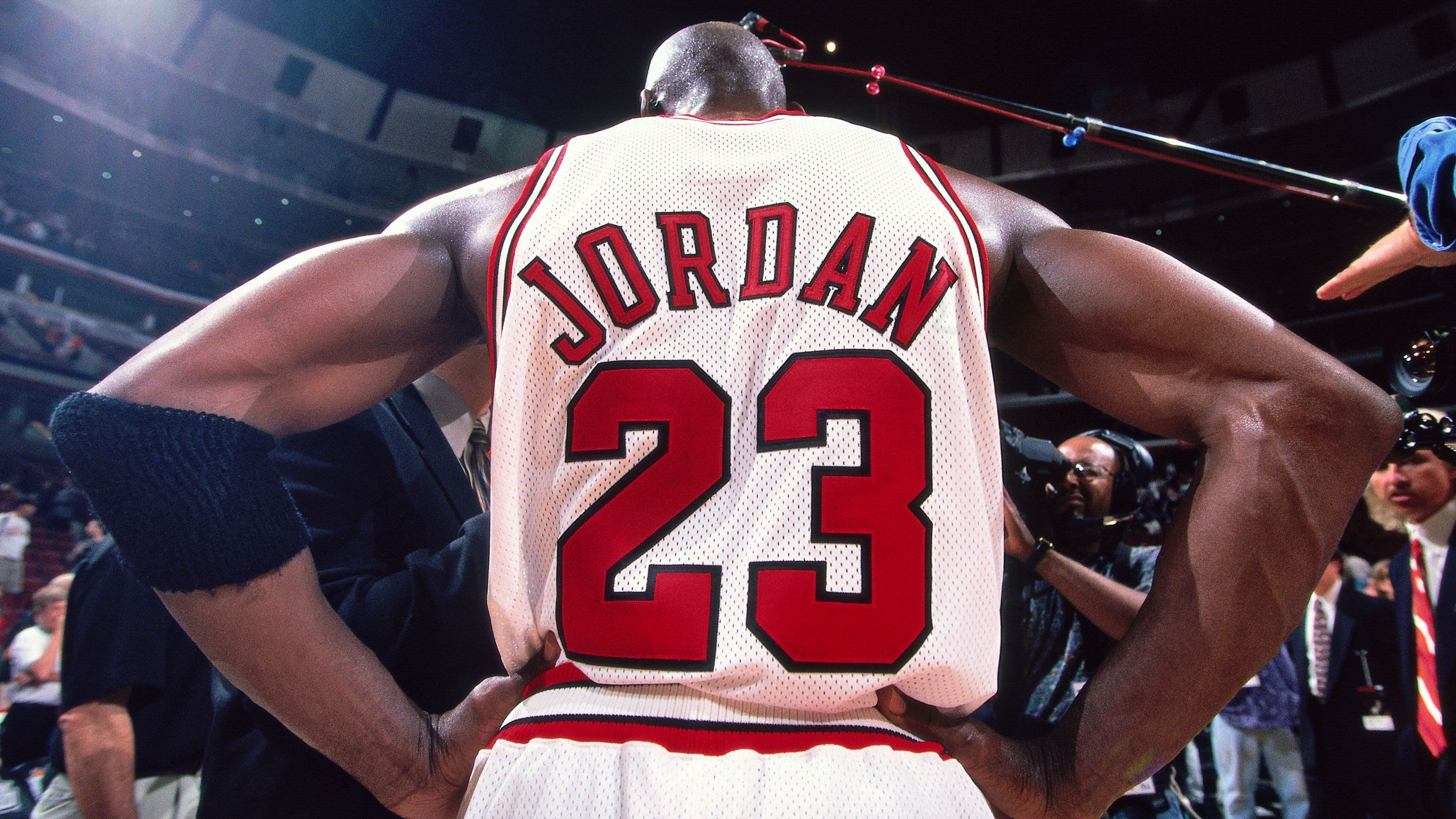 Michael Jordan Is The First Athlete To Enter Forbes Top 400 Richest Americans