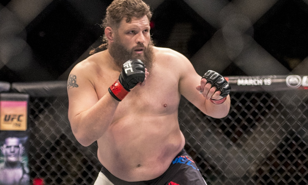 Former UFC Fighter Roy Nelson Makes his Gamebred Bareknuckle Debut With KO Win