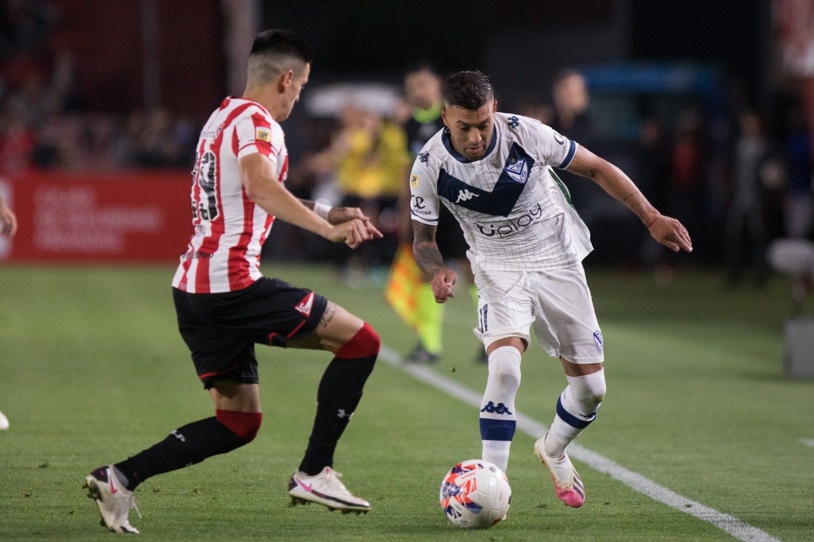 Estudiantes de La Plata vs Vélez Sarsfield. Pronóstico, Apuestas y Cuotas│8 de mayo de 2023