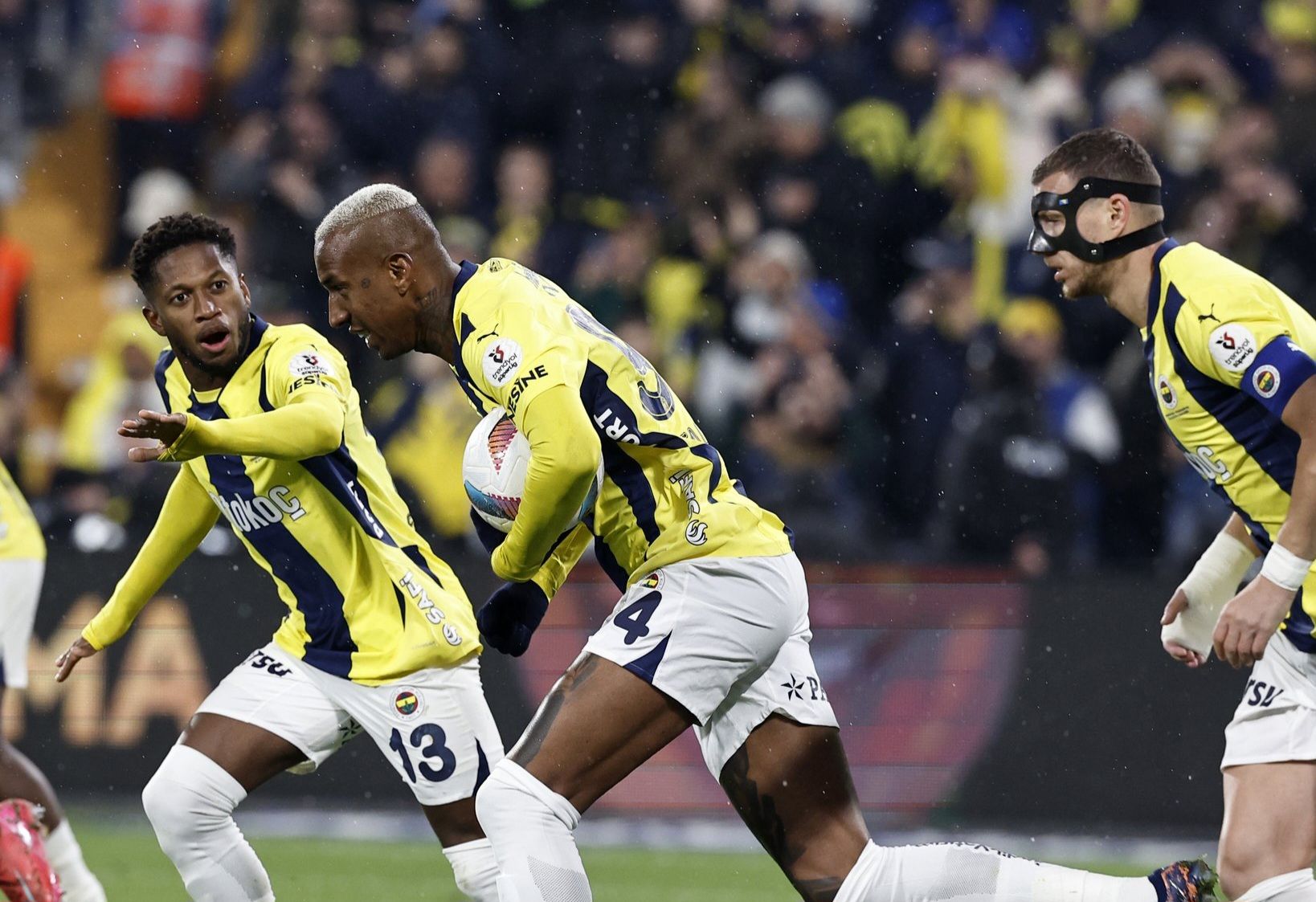 Sivasspor vs Fenerbahce Prediction, Betting Tips & Odds | 13 APRIL, 2025