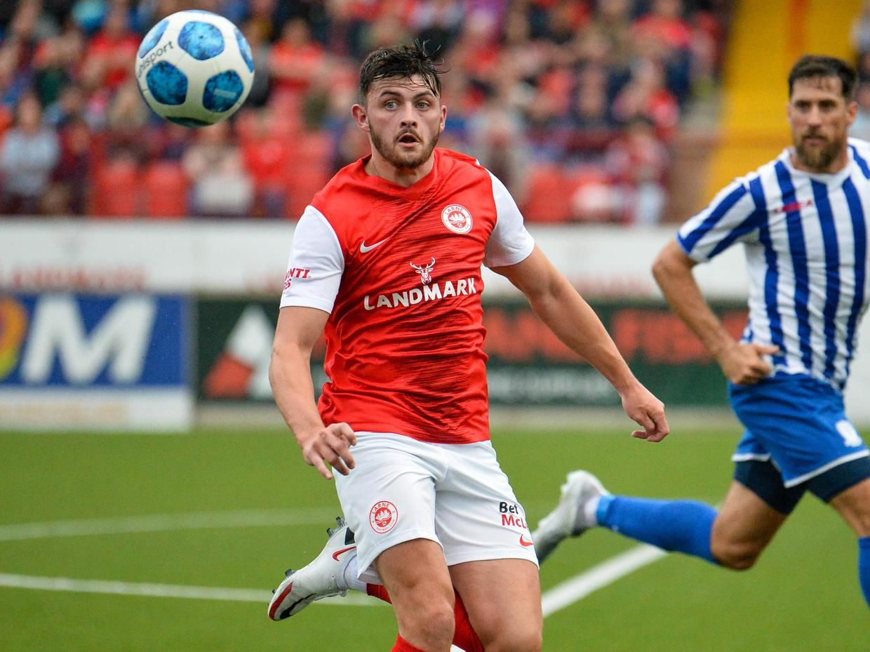 Ballymena United vs Larne FC Prediction, Betting Tips & Odds │16 DECEMBER, 2022