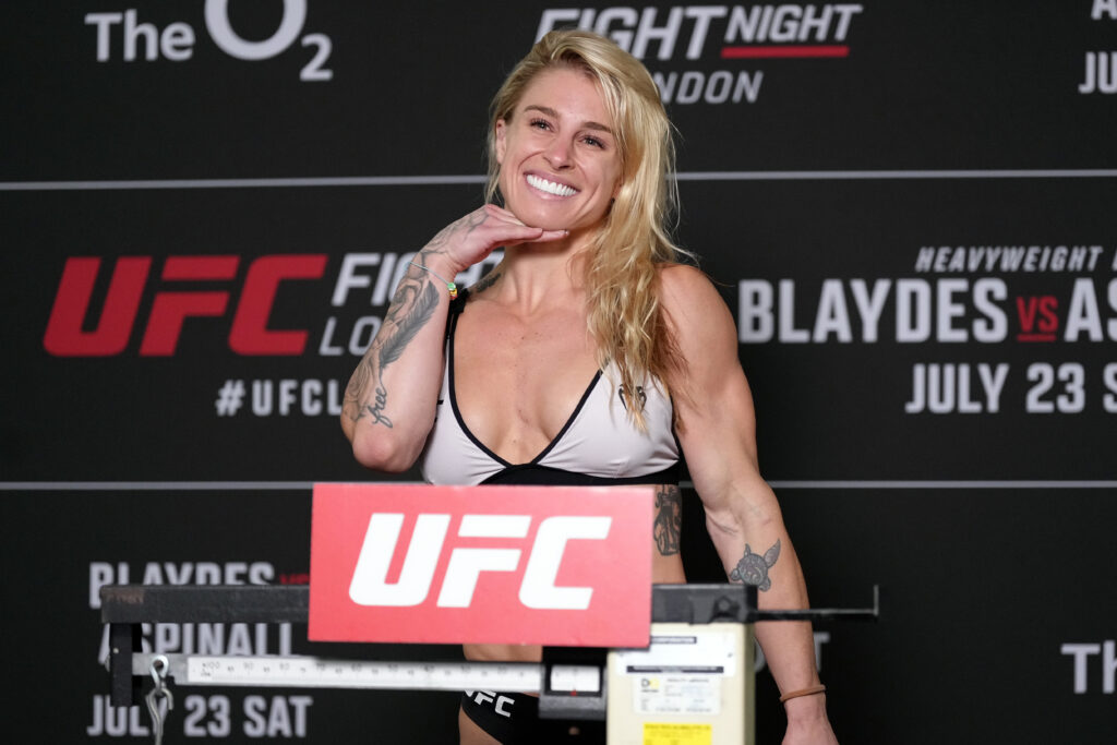 UFC Fighter Goldy Shows Her Body in a Revealing Outfit