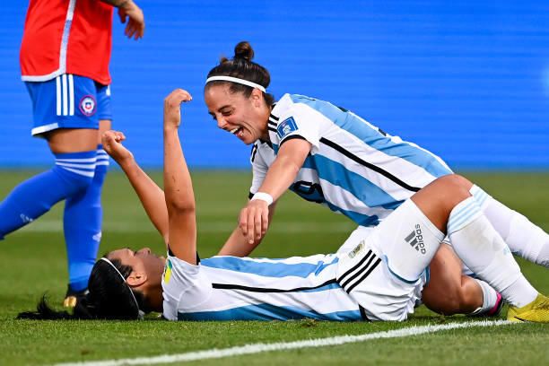 La selección de Argentina goleó a Chile, iniciando así la preparación para el Mundial 