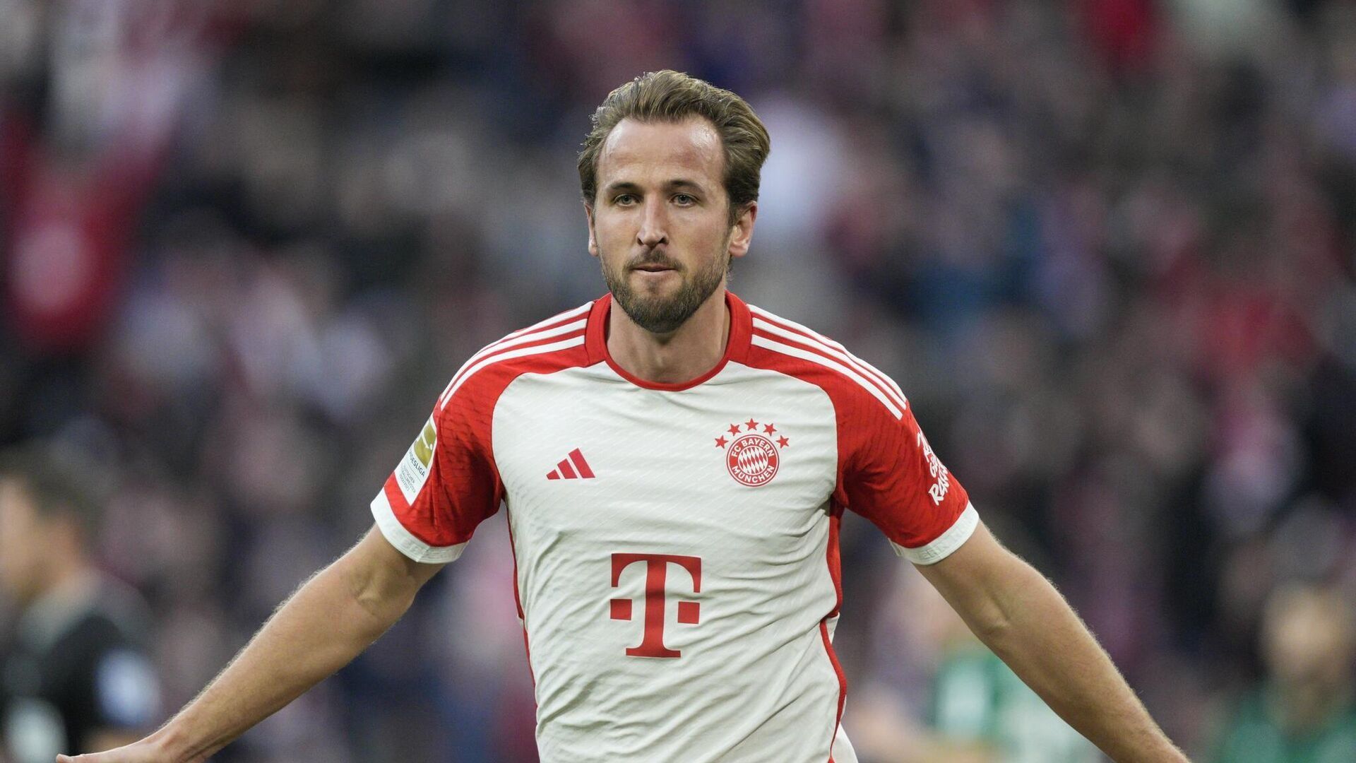 Insider Romano Denies Rumors of Kane's Transfer to Barcelona