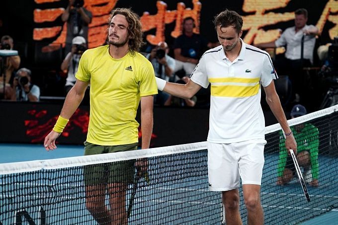 Daniil Medvedev vs Stefanos Tsitsipas. Pronostico, Apuestas y Cuotas│20 de agosto de 2022  