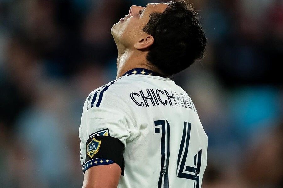 I wasn't the best father I wanted to be: Javier Chicharito Hernandez