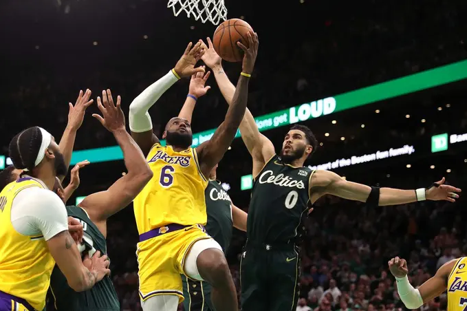 Boston Celtics vs Los Angeles Lakers Pronóstico, Apuestas y Cuotas│1 de febrero de 2024