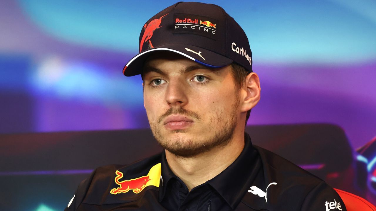 &quot;Creo que le daré un cabezazo a alguien&quot;: Max Verstappen líder actual en la F1