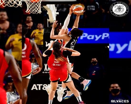WNBA: Aces win thriller, Sky dusts off Fever