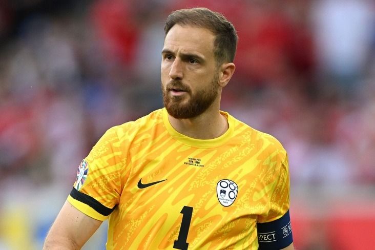 Atletico Goalkeeper Oblak Shares Expectations for Club World Cup Match Against PSG