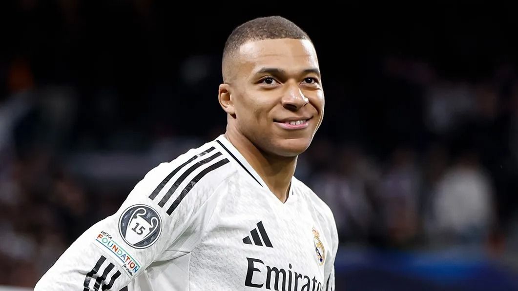 Mbappe Enters Top 10 All-Time Goalscorers in a Calendar Year