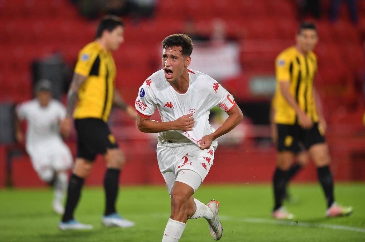 Huracán vs. Danubio. Pronostico, Apuestas y Cuotas│3 de mayo de 2023