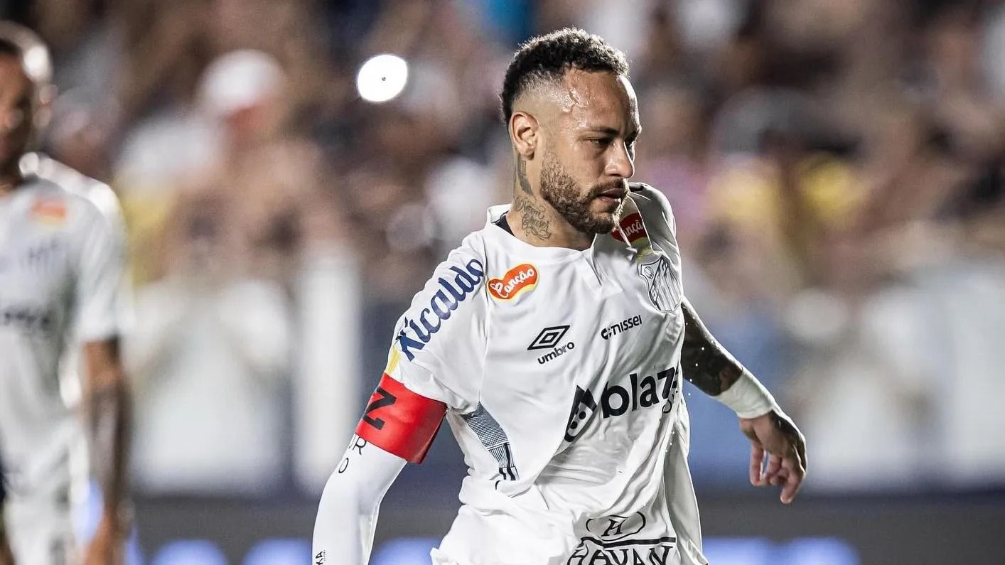 Neymar Threatens Santos Exit After Conflict with a Fan