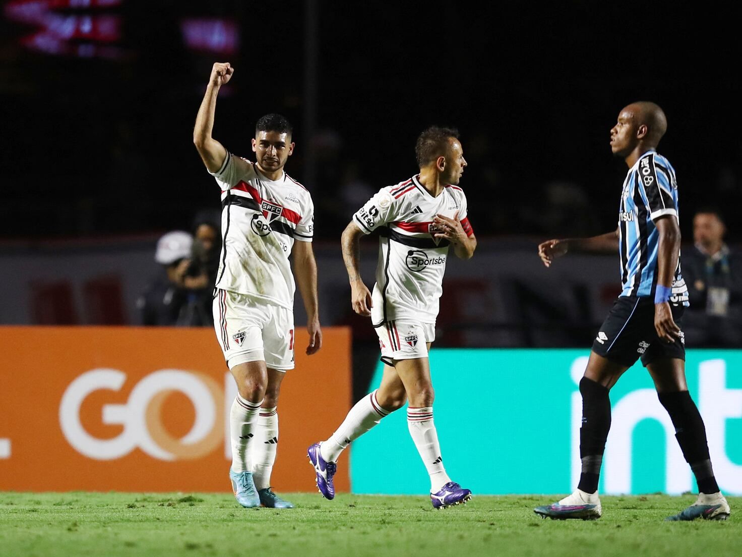 Gremio vs São Paulo: Prediction for the Match on October 17, 2025