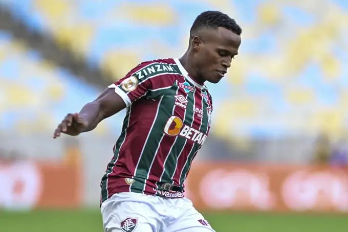 Fluminense vs Bragantino. Pronóstico, Apuestas y Cuotas│22 de octubre de 2023