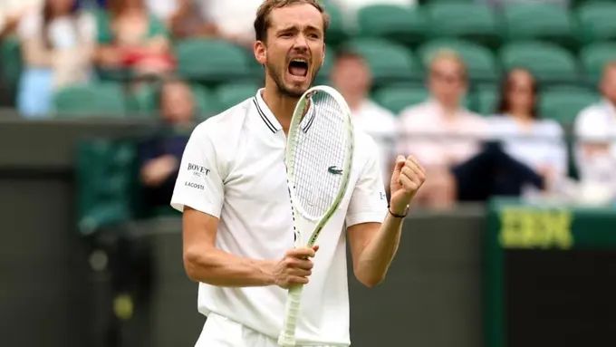 Medvedev vs Lehecka. Pronóstico, Apuestas y Cuotas│10 de julio de 2023