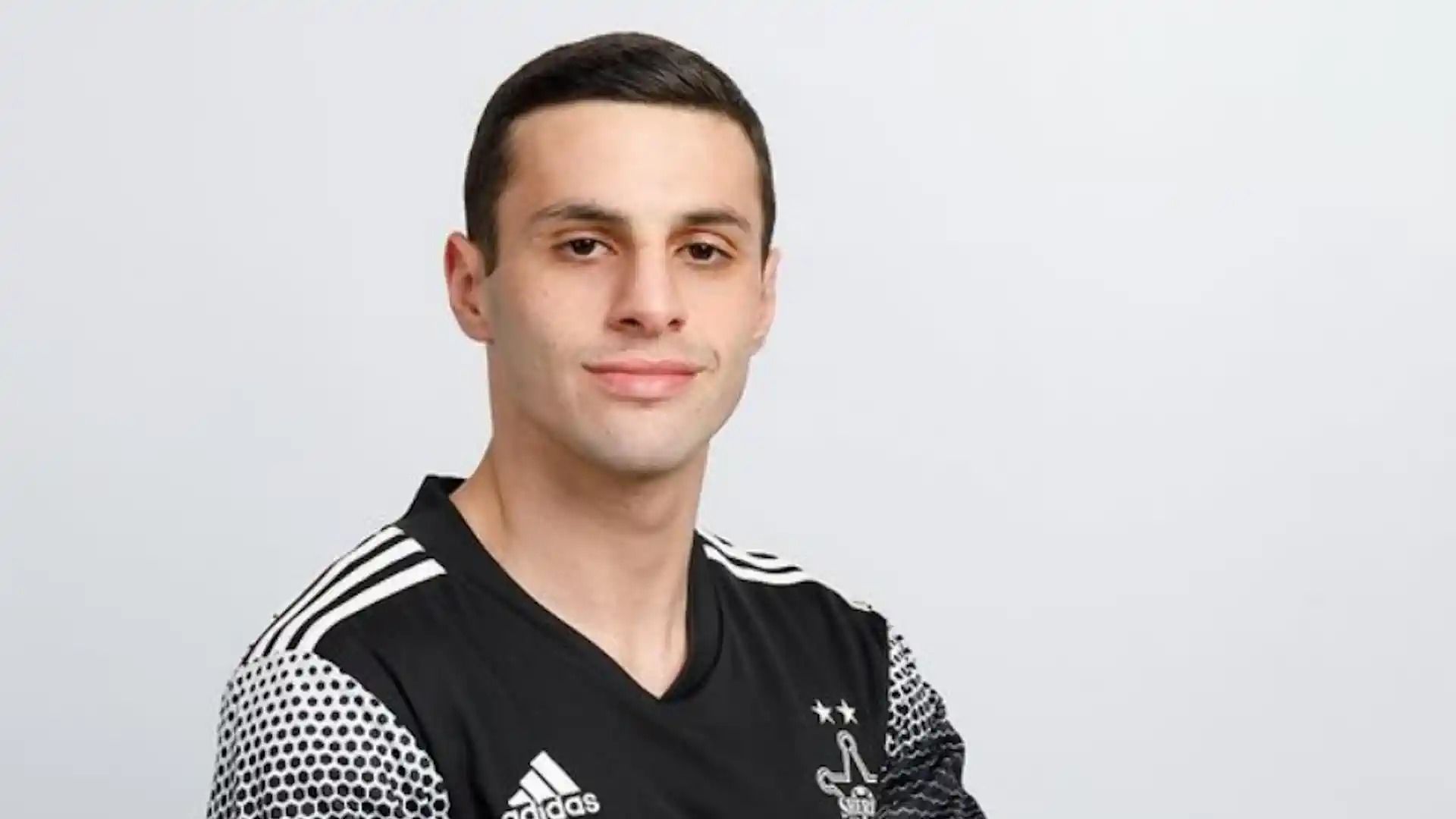 Armenia's Midfielder Serobyan Rejects Move to Sochi