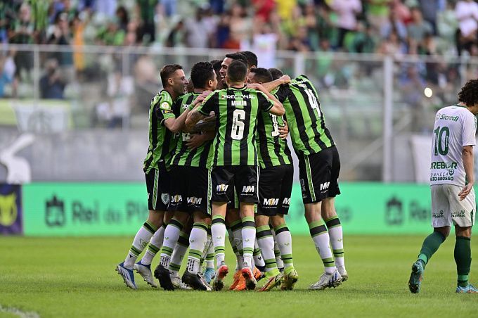 Football Pitch during America Mineiro Match - Picture of Arena