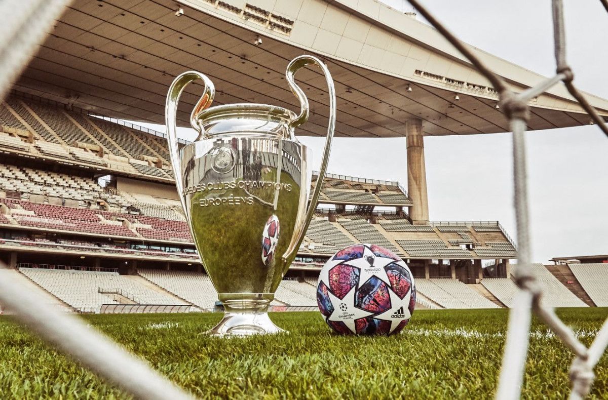 Adidas y la UEFA presentan el balón de los play-off de la Liga de Campeones 2023/24