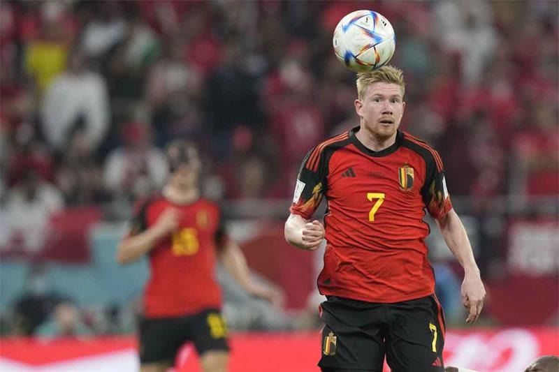 De Bruyne Equals Suárez in Assists in 21st Century