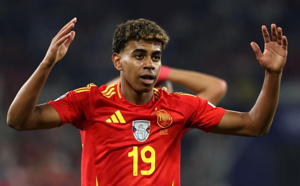 Yamal Loses Passport After Turkey vs. Spain World Cup Qualifier