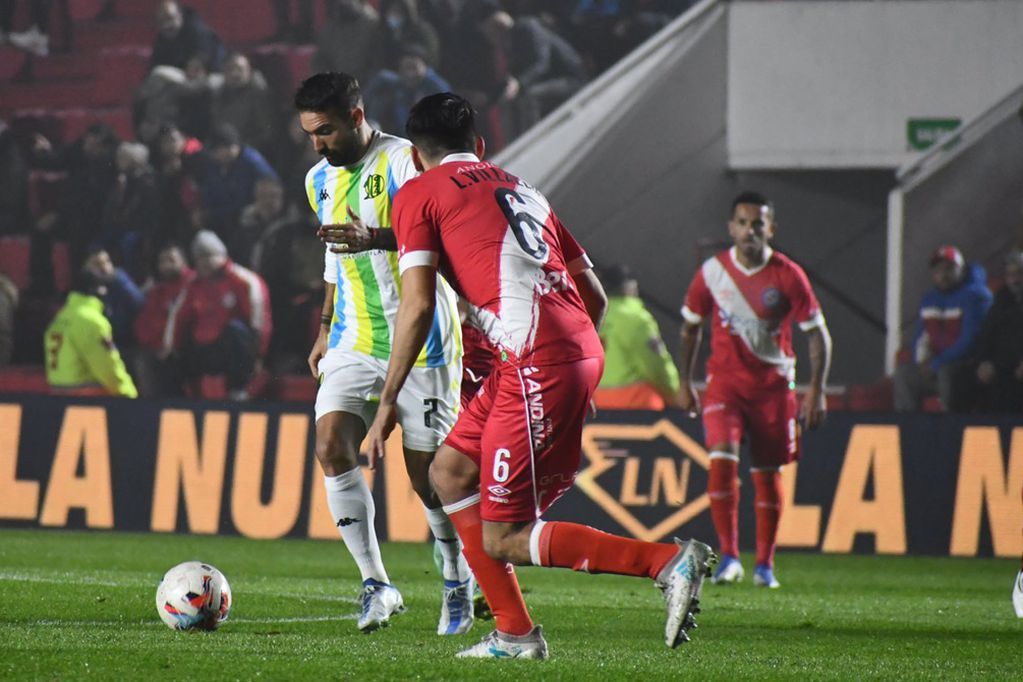 Banfield vs Argentinos Juniors Prediction, Betting Tips & Odds │26 JULY, 2022