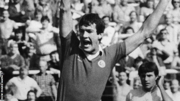 Former Wales Footballer Keith Pontin died of dementia which sprung up from head trauma