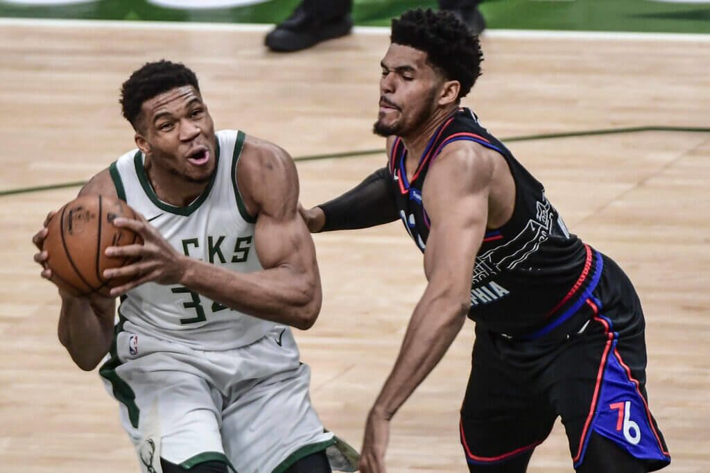 Milwaukee Bucks vs Philadelphia 76ers Prediction, Betting Tips & Odds │18 FEBRUARY, 2022