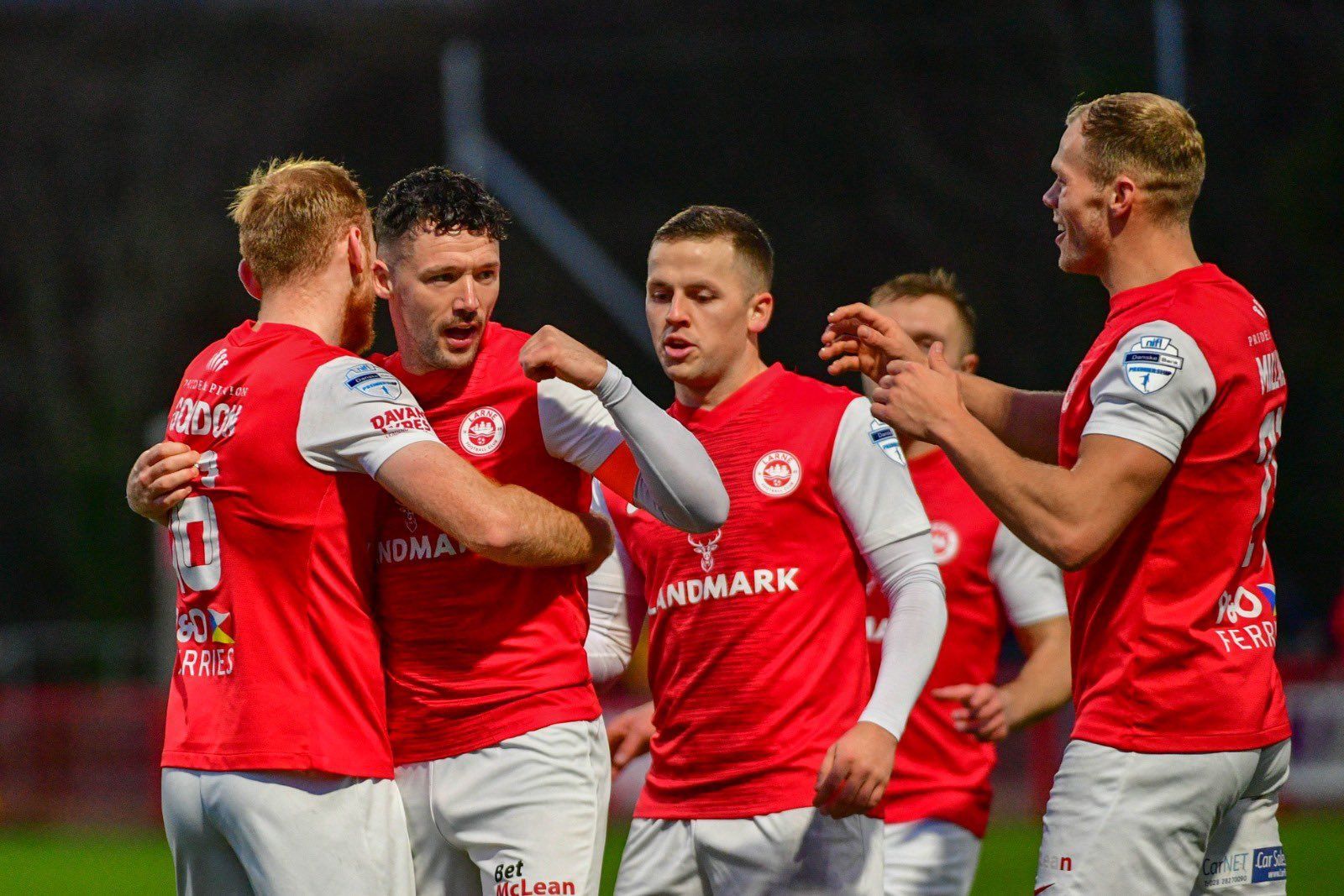 Glentoran FC vs Larne FC Prediction, Betting Tips & Odds │14 JANUARY, 2023