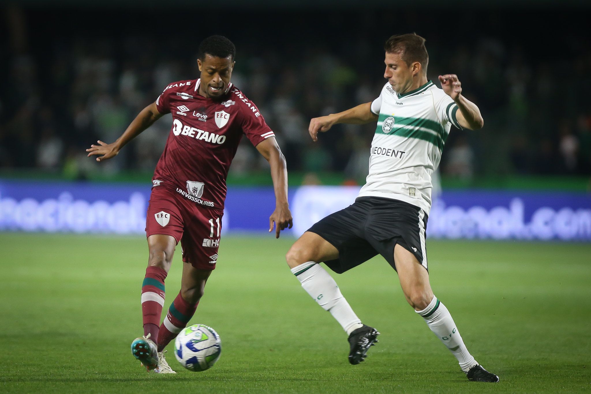 Fluminense vs. Coritiba. Pronostico, Apuestas y Cuotas│26 de noviembre de 2023