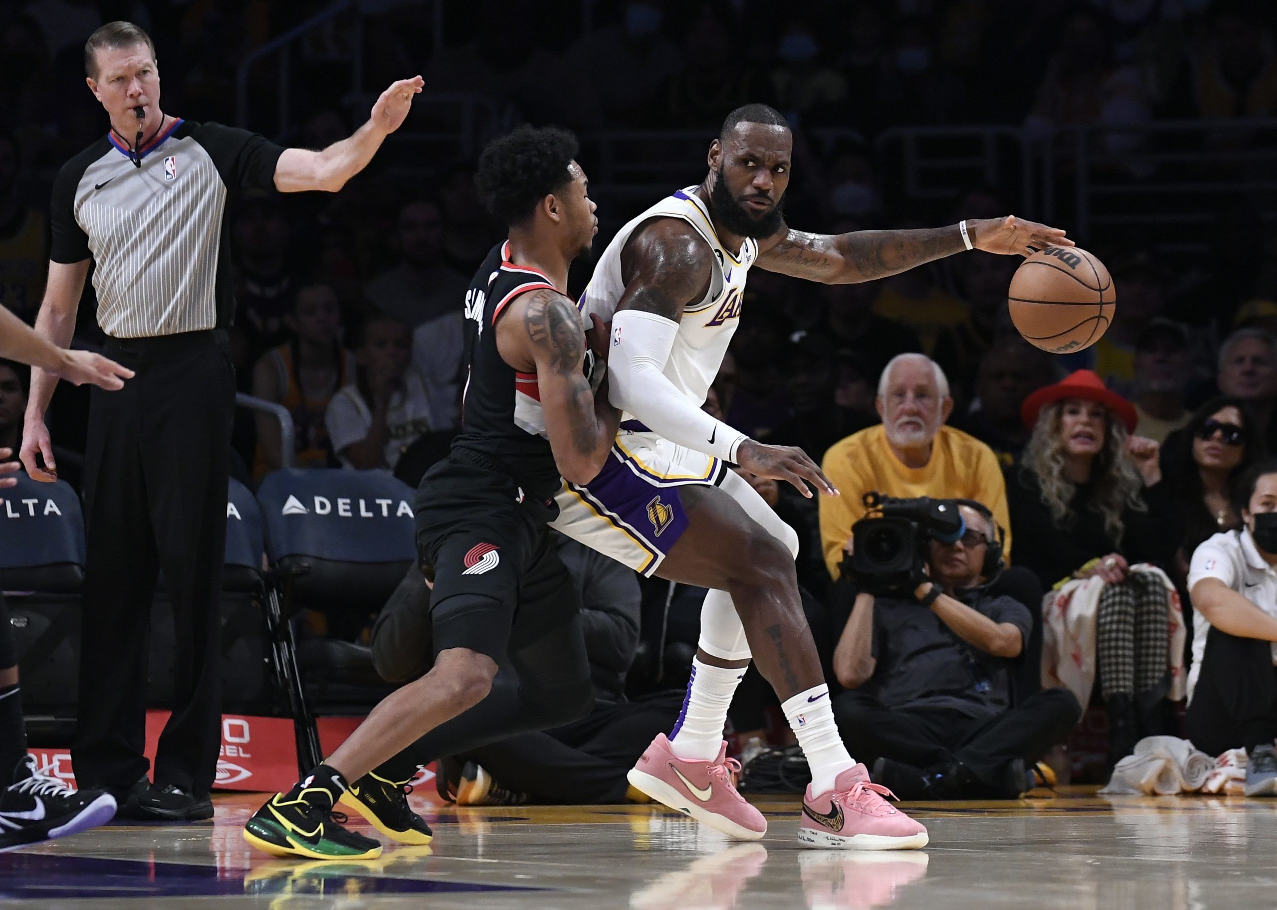 Portland vs LA Lakers Prediction, Betting Tips & Odds│21 FEBRUARY, 2025